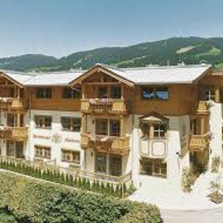 Ferienhaus Hotel Roesslwirt キルヒベルク・イン・チロル エクステリア 写真